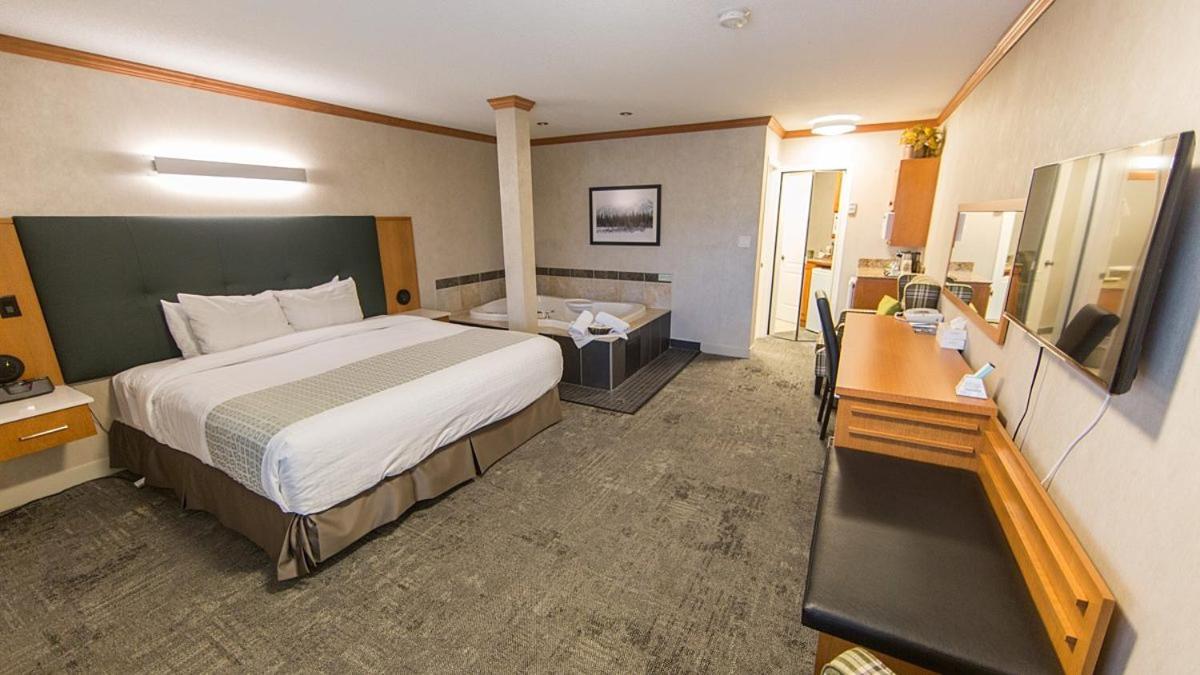 Mount Robson Inn Jasper Room photo